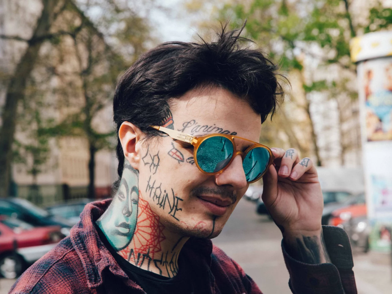 Rafael with ic! berlin sunglass claus